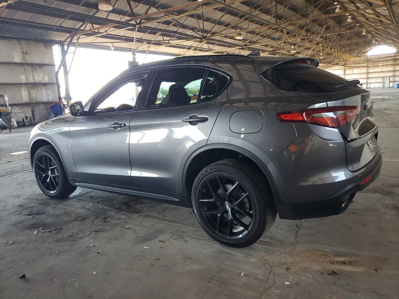 2021 Alfa Romeo Stelvio - Image 2