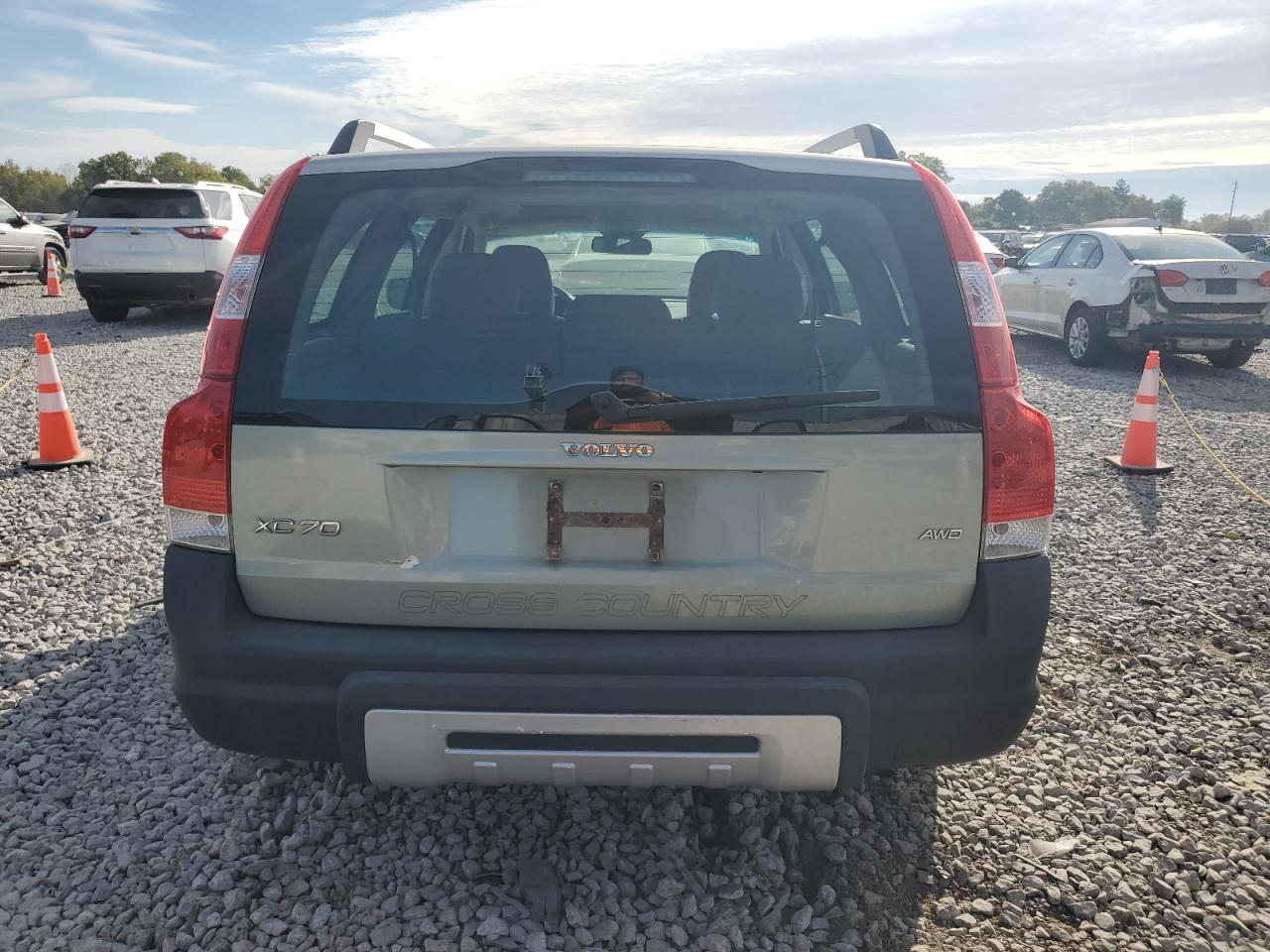 YV1SZ592851188598 2005 Volvo Xc70