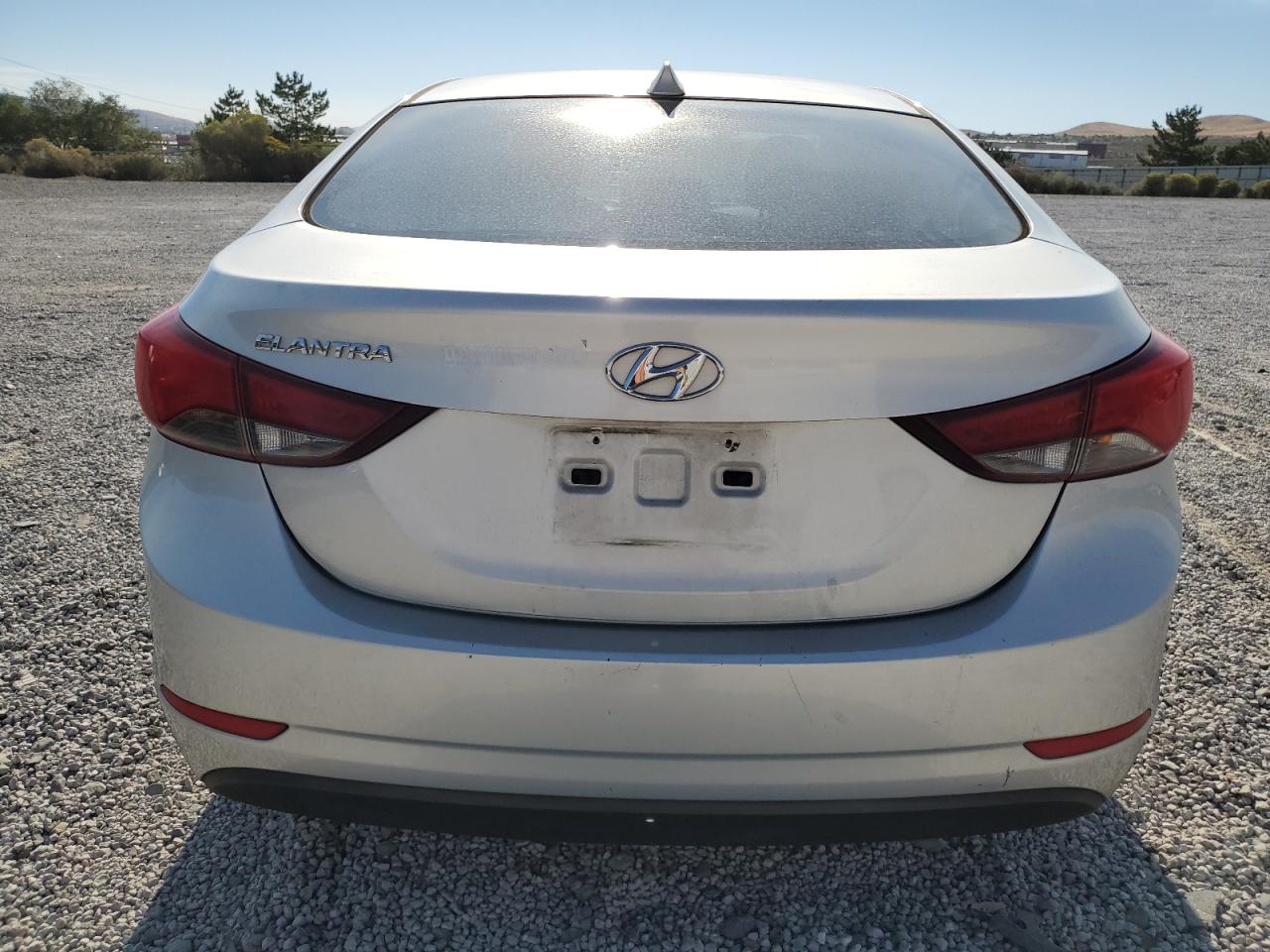 2016 Hyundai Elantra Se VIN: 5NPDH4AE1GH692505 Lot: 71055934