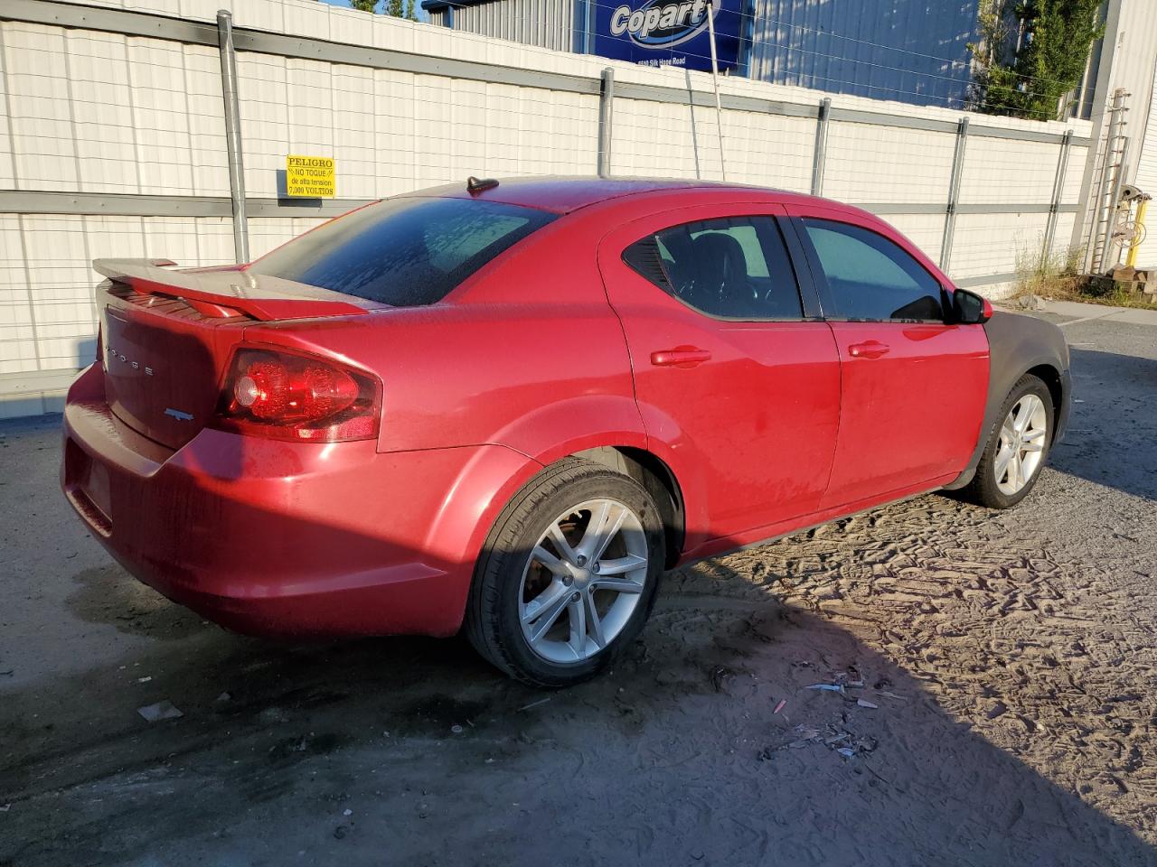 2012 Dodge Avenger - Image 3