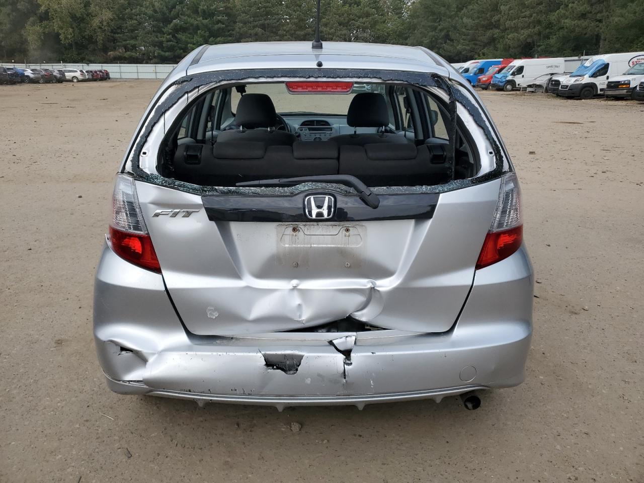 2011 Honda Fit VIN: JHMGE8G37BC010362 Lot: 71416834