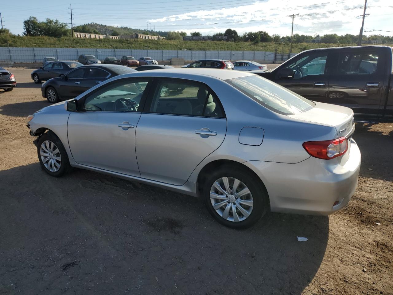 VIN 5YFBU4EE7DP130538 2013 TOYOTA COROLLA no.2