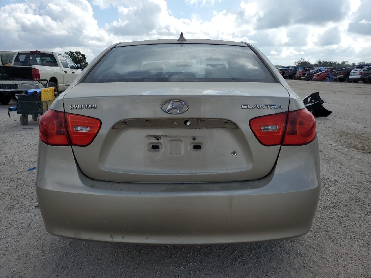 KMHDU4AD9AU942763 2010 Hyundai Elantra Blue