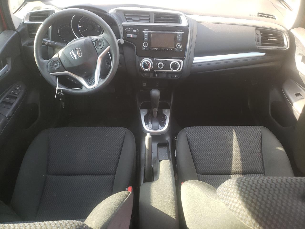 3HGGK5H47KM725836 2019 Honda Fit Lx