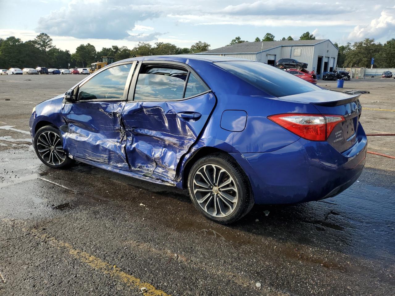 5YFBURHE3GP563450 2016 TOYOTA COROLLA - Image 2