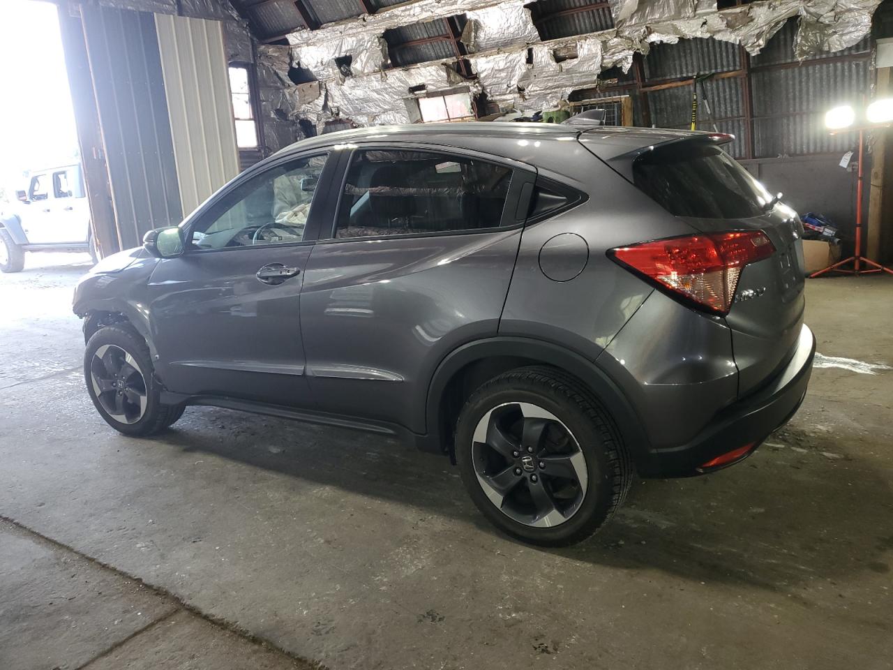 3CZRU6H73JM702936 2018 HONDA HR-V - Image 2