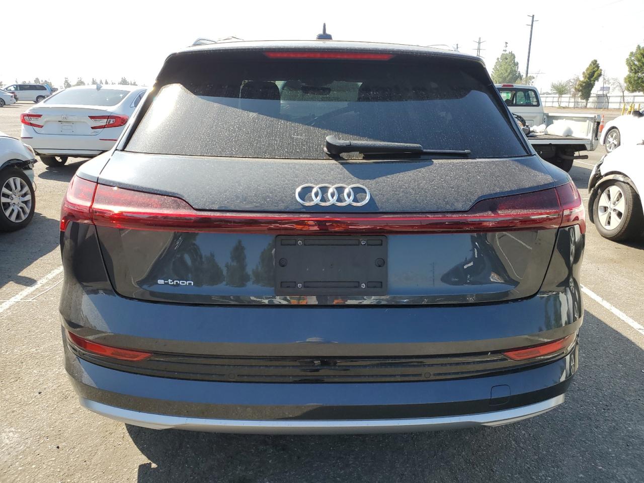 2019 Audi E-Tron Premium Plus VIN: WA1LAAGE9KB021464 Lot: 72757914