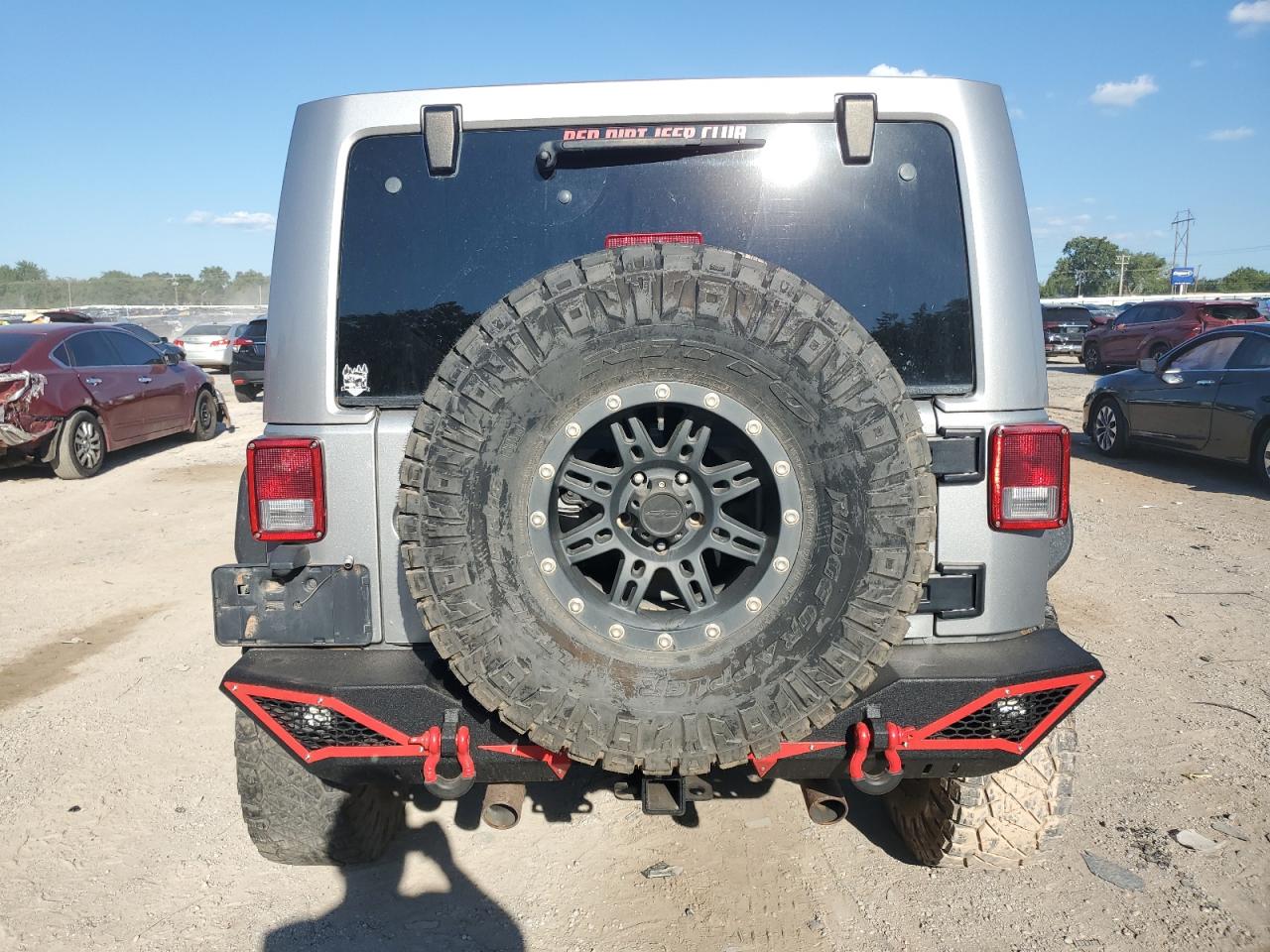 1C4BJWEG7FL564640 2015 Jeep Wrangler Unlimited Sahara