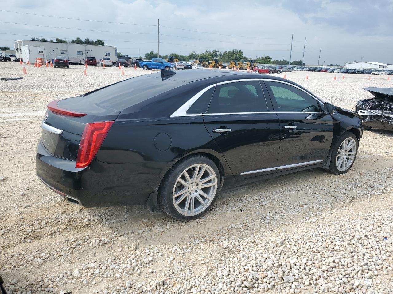 2015 Cadillac Xts Luxury Collection VIN: 2G61M5S32F9292099 Lot: 69900584