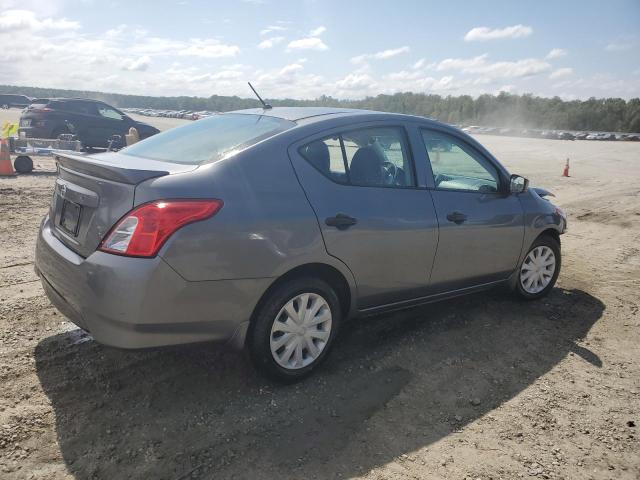  NISSAN VERSA 2017 Серебристый