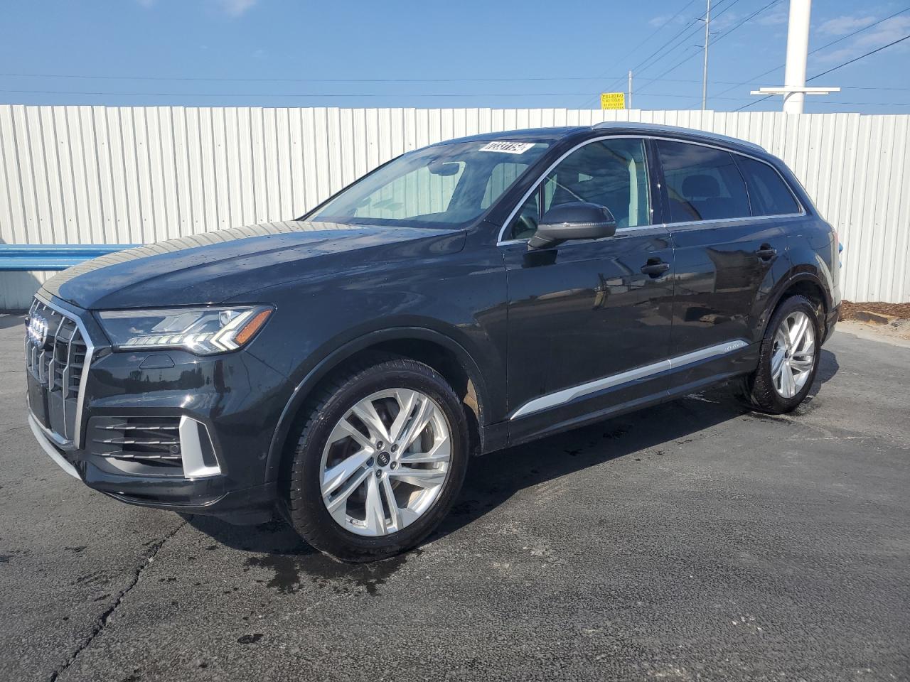 WA1LXBF77PD010921 2023 AUDI Q7 - Image 1