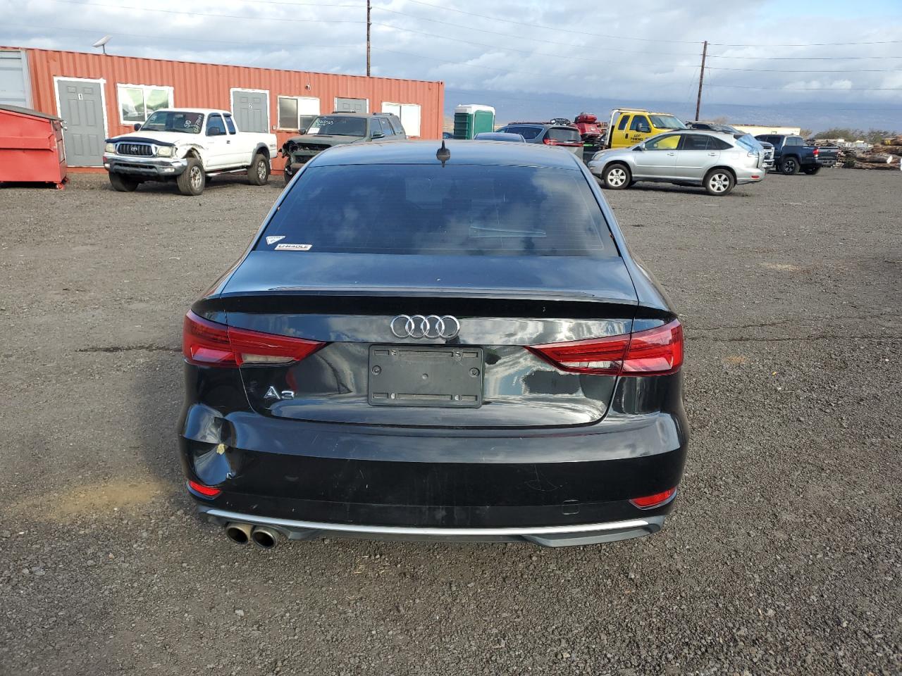 2017 Audi A3 Premium VIN: WAUAUGFF1H1025473 Lot: 72755394