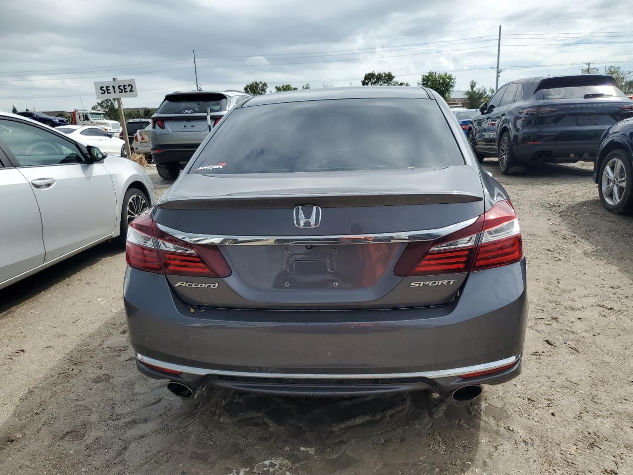 1HGCR2F52HA012921 2017 Honda Accord Sport