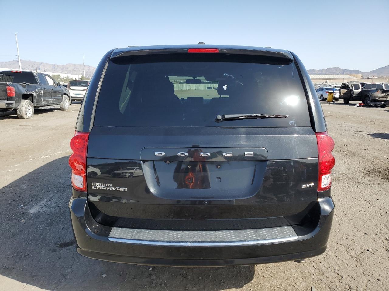 2C4RDGCG2GR276791 2016 Dodge Grand Caravan Sxt