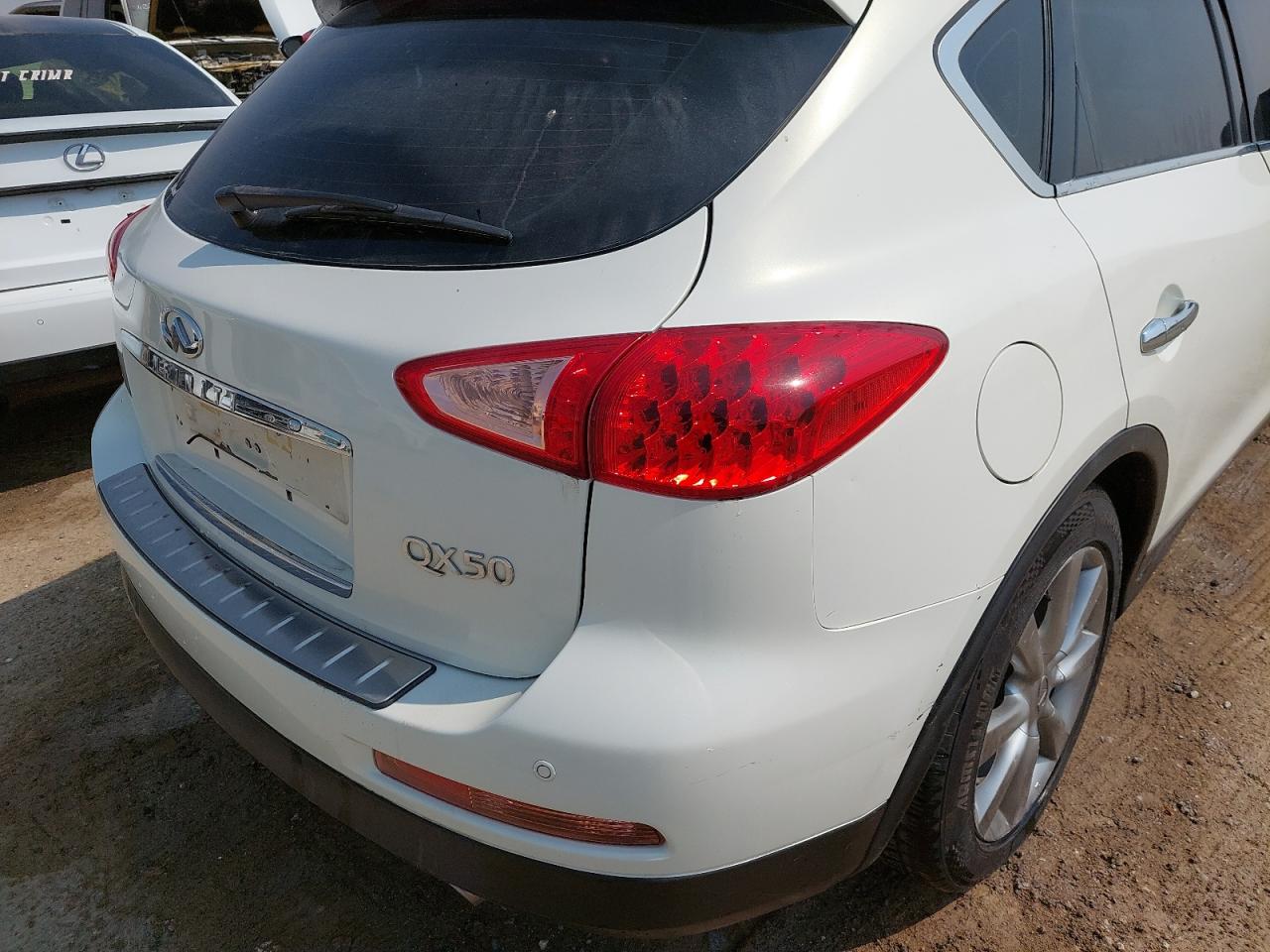 JNRBJ0HR5FM261506 - 2015 INFINITI QX50 - #70120874