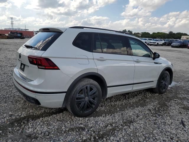 3VVCB7AX8NM158846 Volkswagen Tiguan SE 3