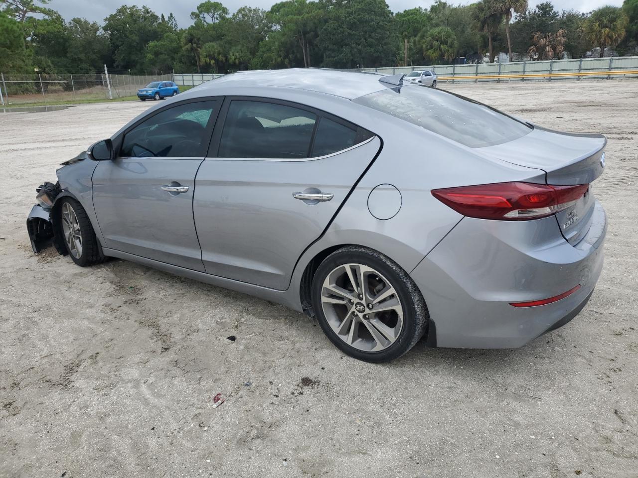 5NPD84LF0HH098494 2017 HYUNDAI ELANTRA - Image 2