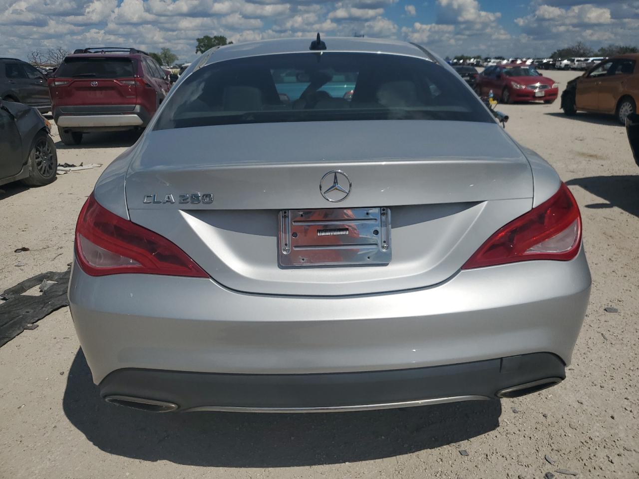 WDDSJ4EB3JN505094 2018 Mercedes-Benz Cla 250