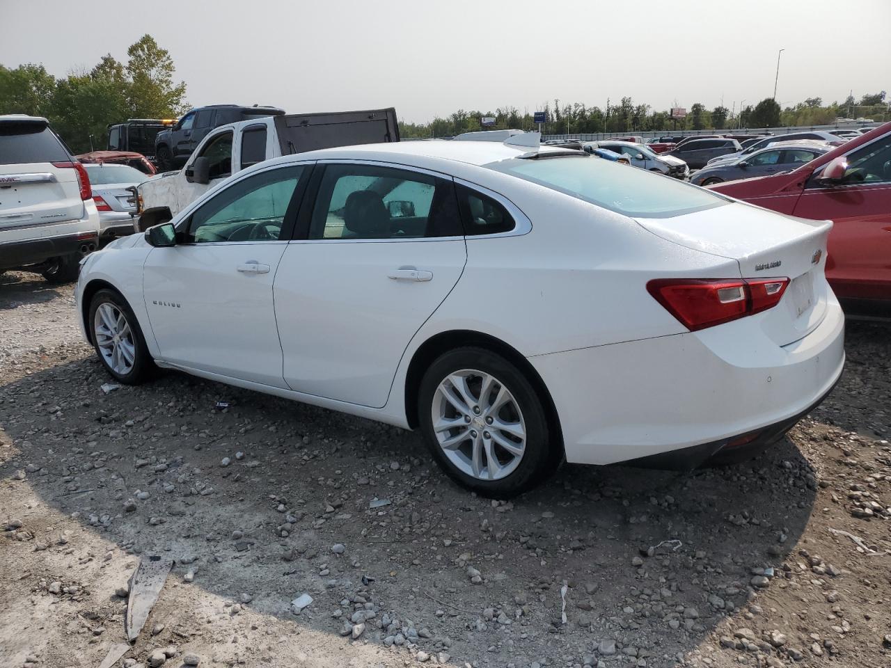 1G1ZD5ST6JF224347 2018 CHEVROLET MALIBU - Image 2