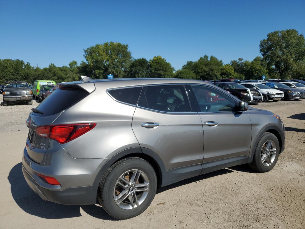 VIN 5XYZTDLB4HG412544 2017 HYUNDAI SANTA FE no.3