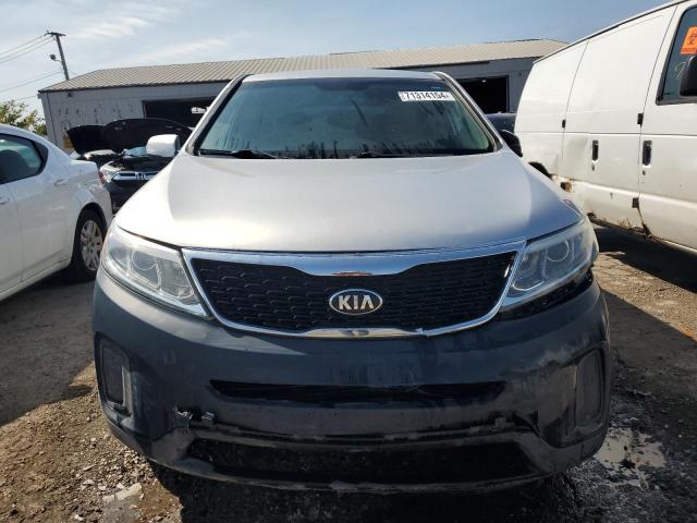  KIA SORENTO 2015 Srebrny