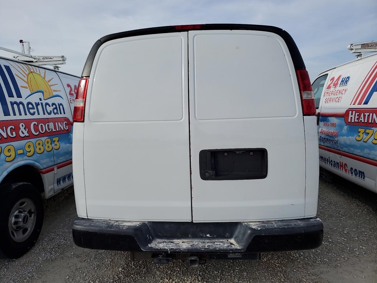 1GCWGAFP6K1193008 2019 Chevrolet Express G2500