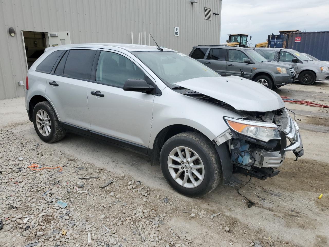 2FMDK3GC3DBB35549 2013 Ford Edge Se