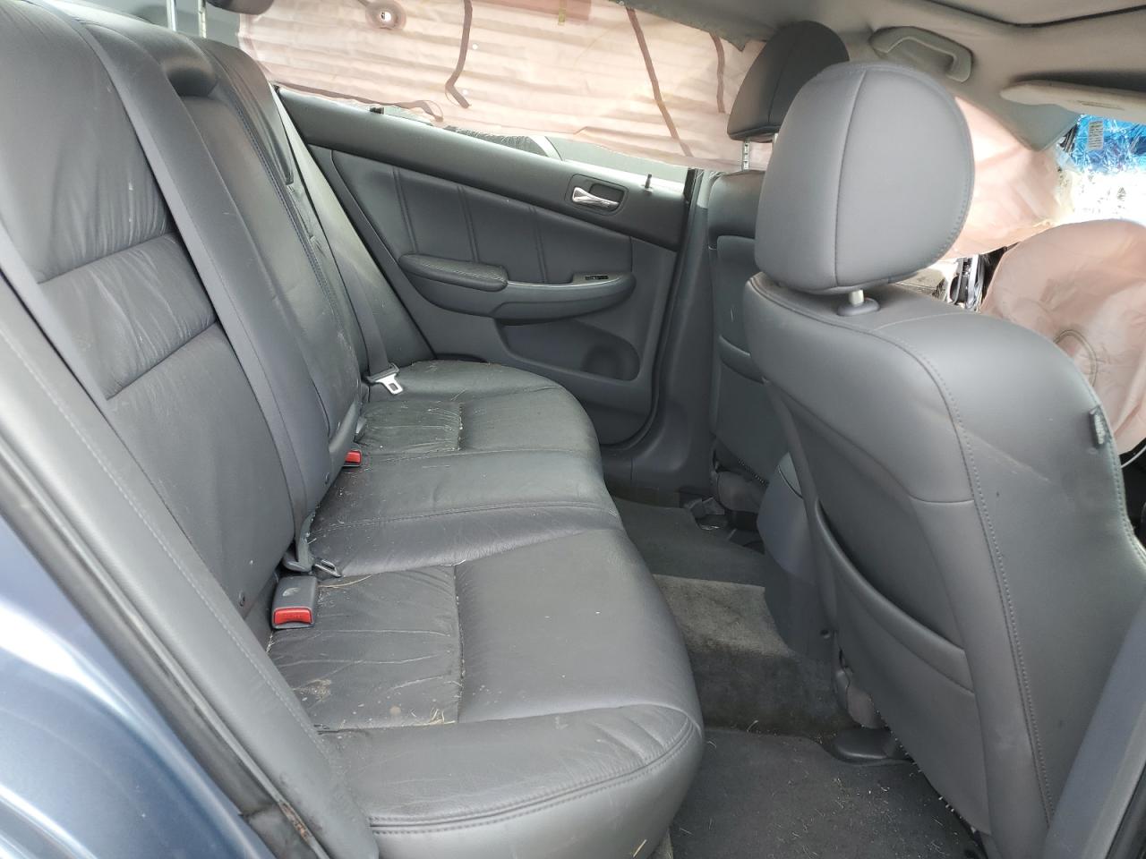 2007 Honda Accord - Image 10