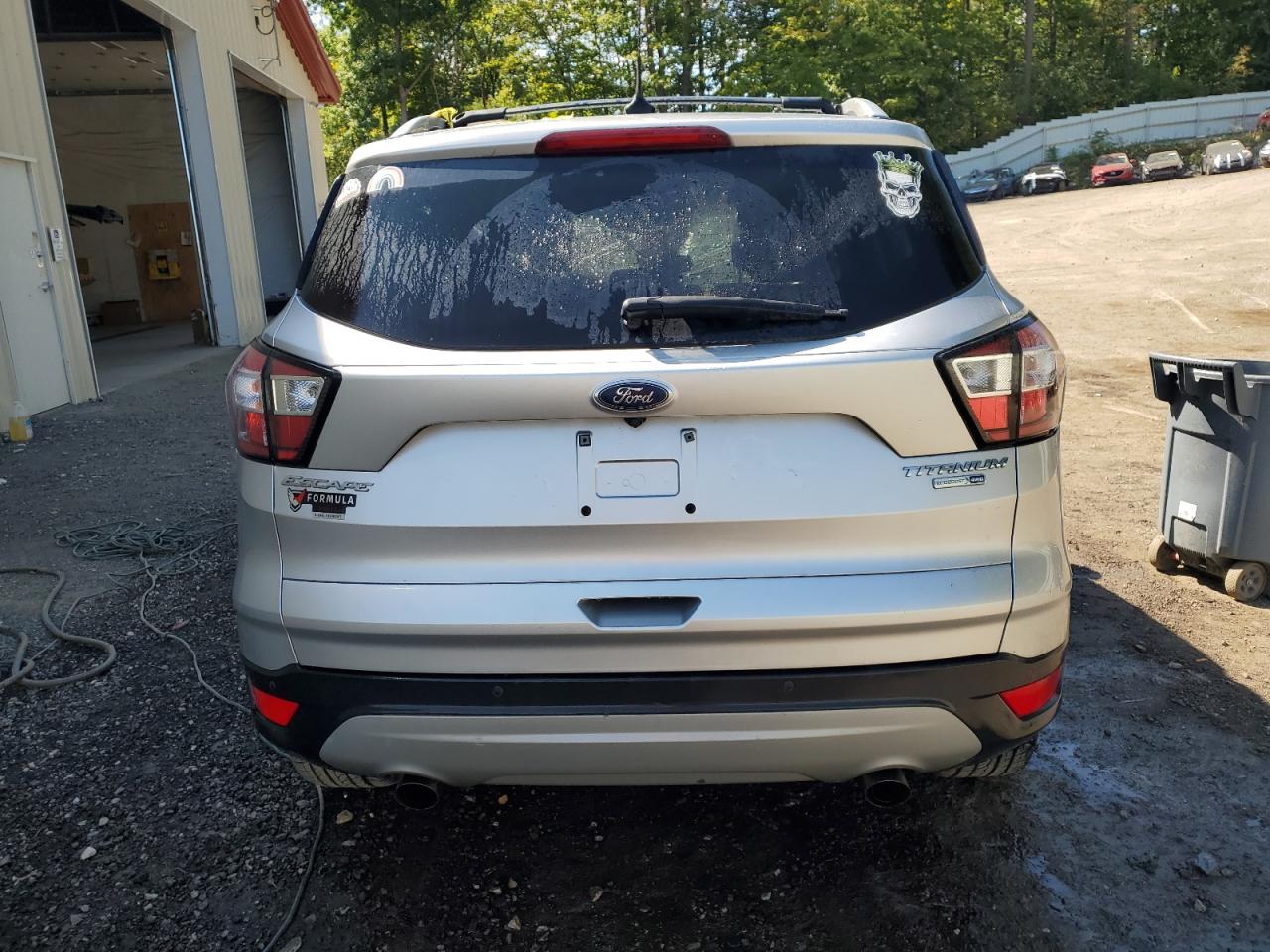 1FMCU9J95JUC98585 2018 Ford Escape Titanium