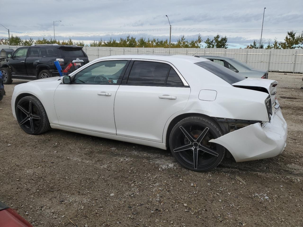 2013 Chrysler 300 - Image 2