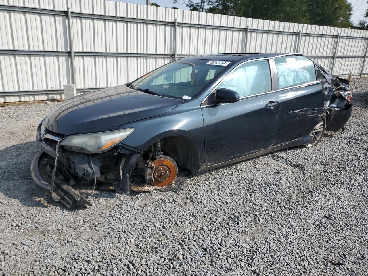 4T1BF1FK3FU116022 2015 TOYOTA CAMRY - Image 1