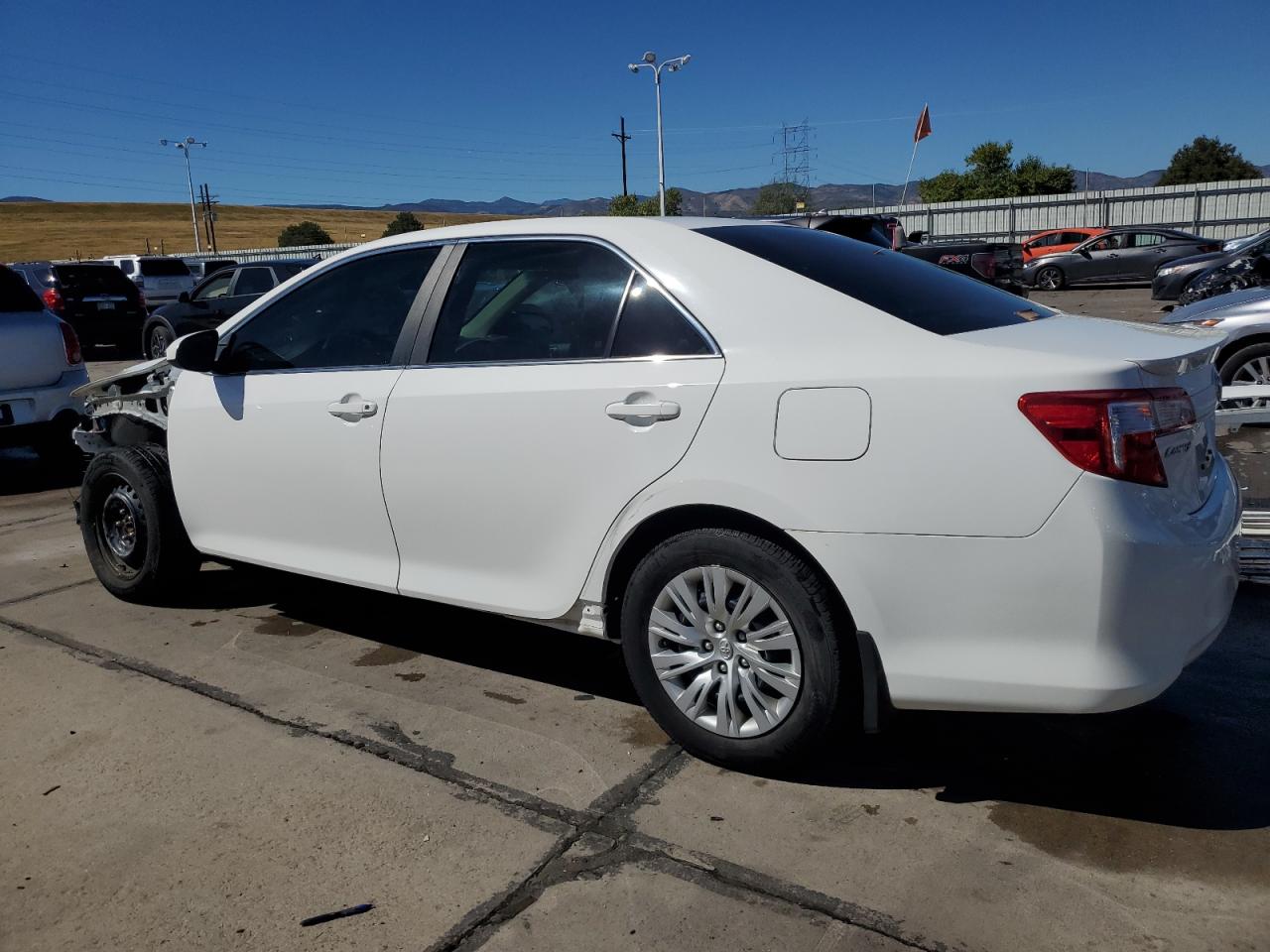 VIN 4T4BF1FK6DR305072 2013 TOYOTA CAMRY no.2