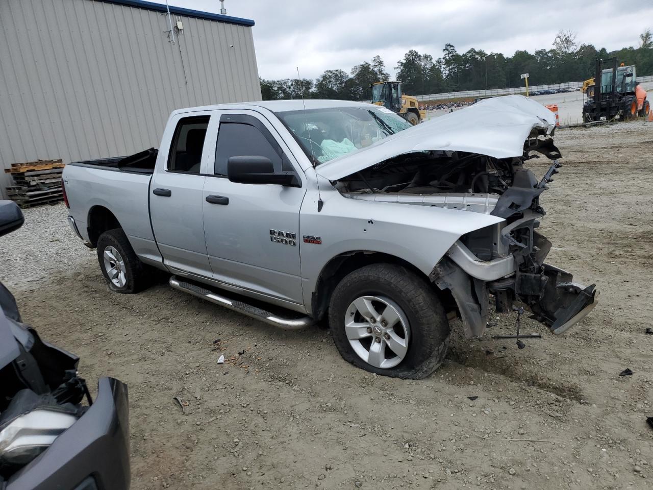 2018 RAM 1500 - Image 4