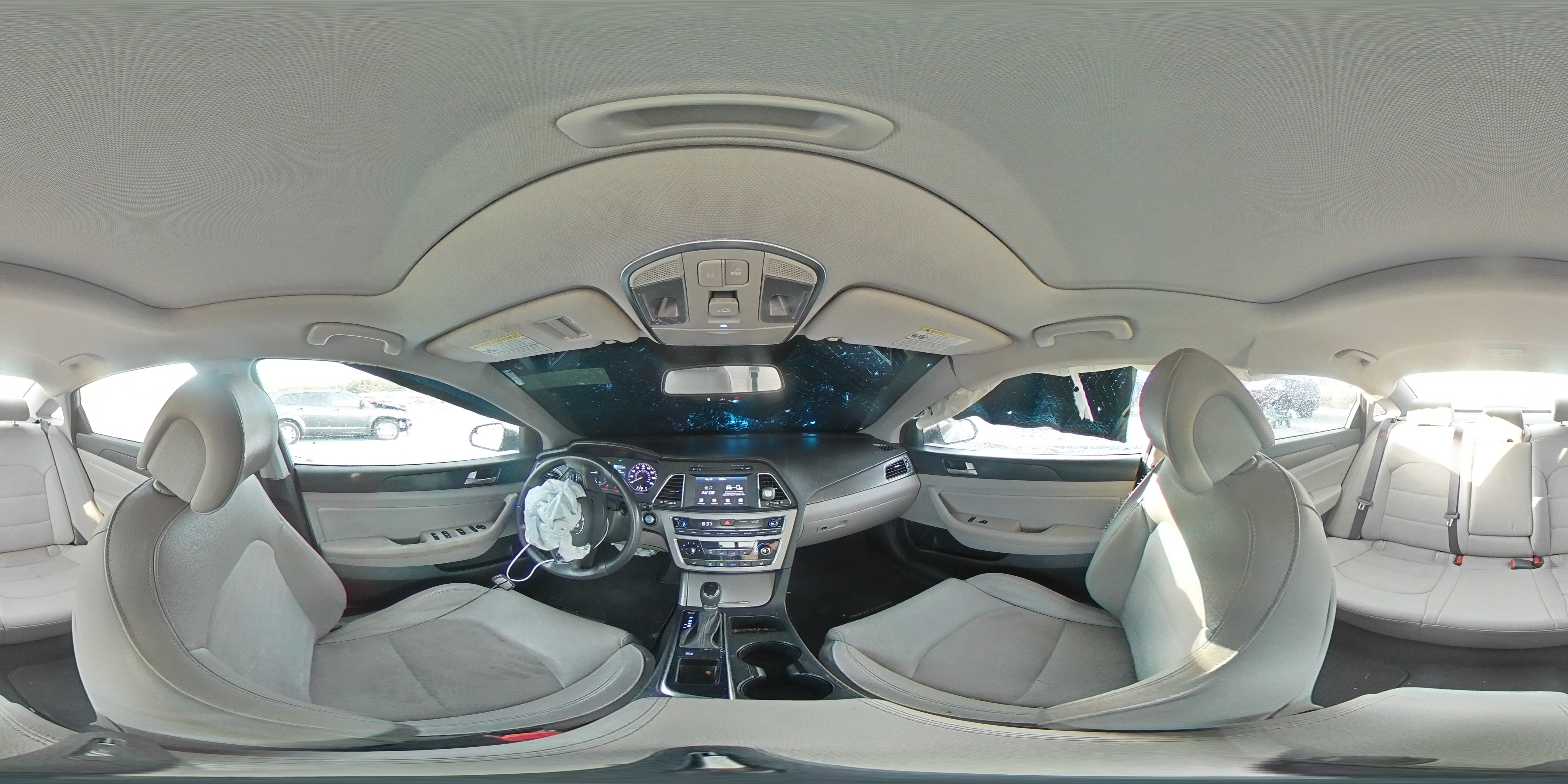 2017 Hyundai Sonata - Image 13