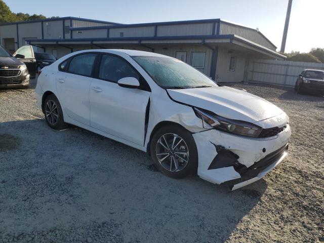 3KPF24AD6PE619443 Kia Forte LX 4