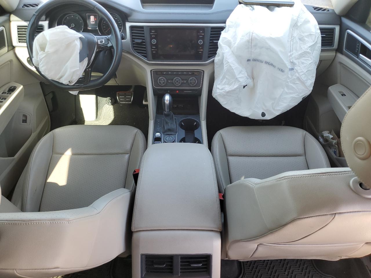 2018 Volkswagen Atlas - Image 8