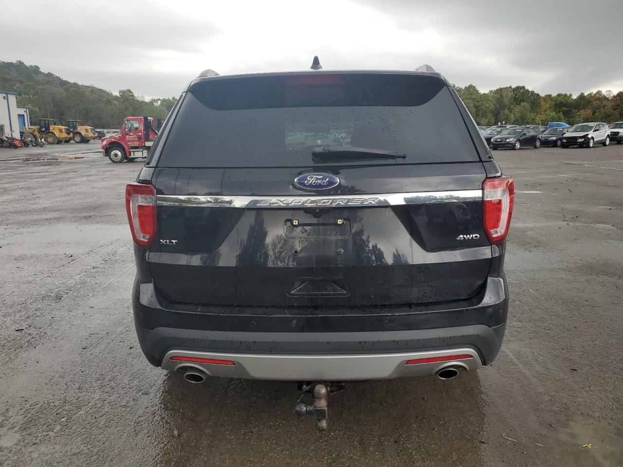 1FM5K8D82HGC19359 2017 Ford Explorer Xlt