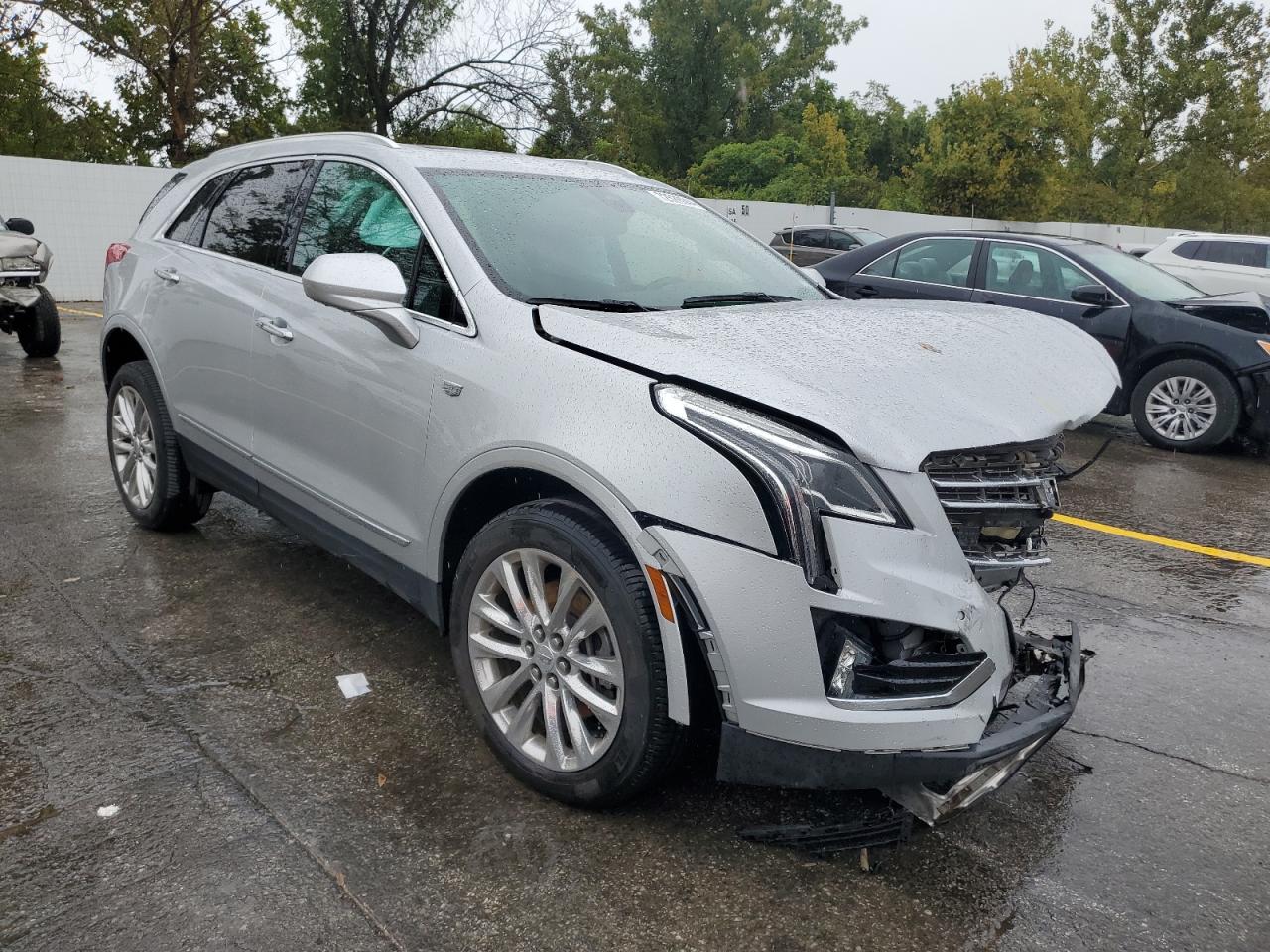 2017 Cadillac XT5 - Image 4