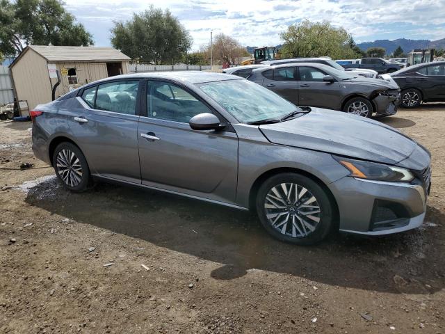 1N4BL4DV7PN375965 Nissan Altima SV 4