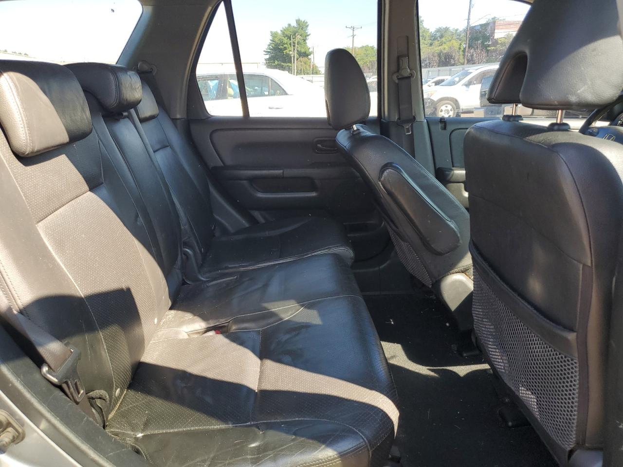 2005 Honda CR-V - Image 11