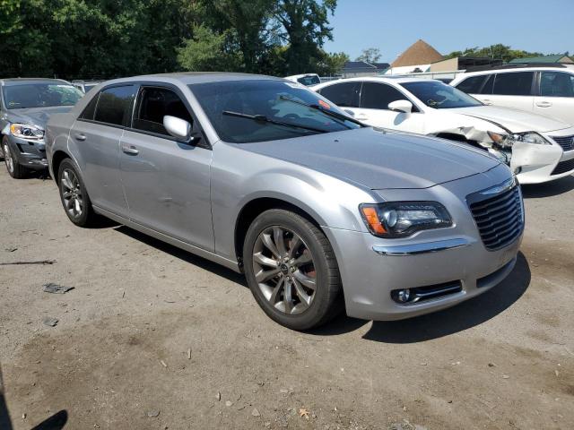  CHRYSLER 300 2014 Серебристый