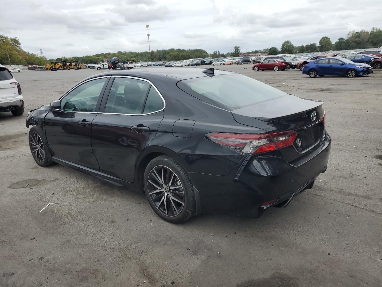 4T1G11BK6PU077289 2023 TOYOTA CAMRY - Image 2