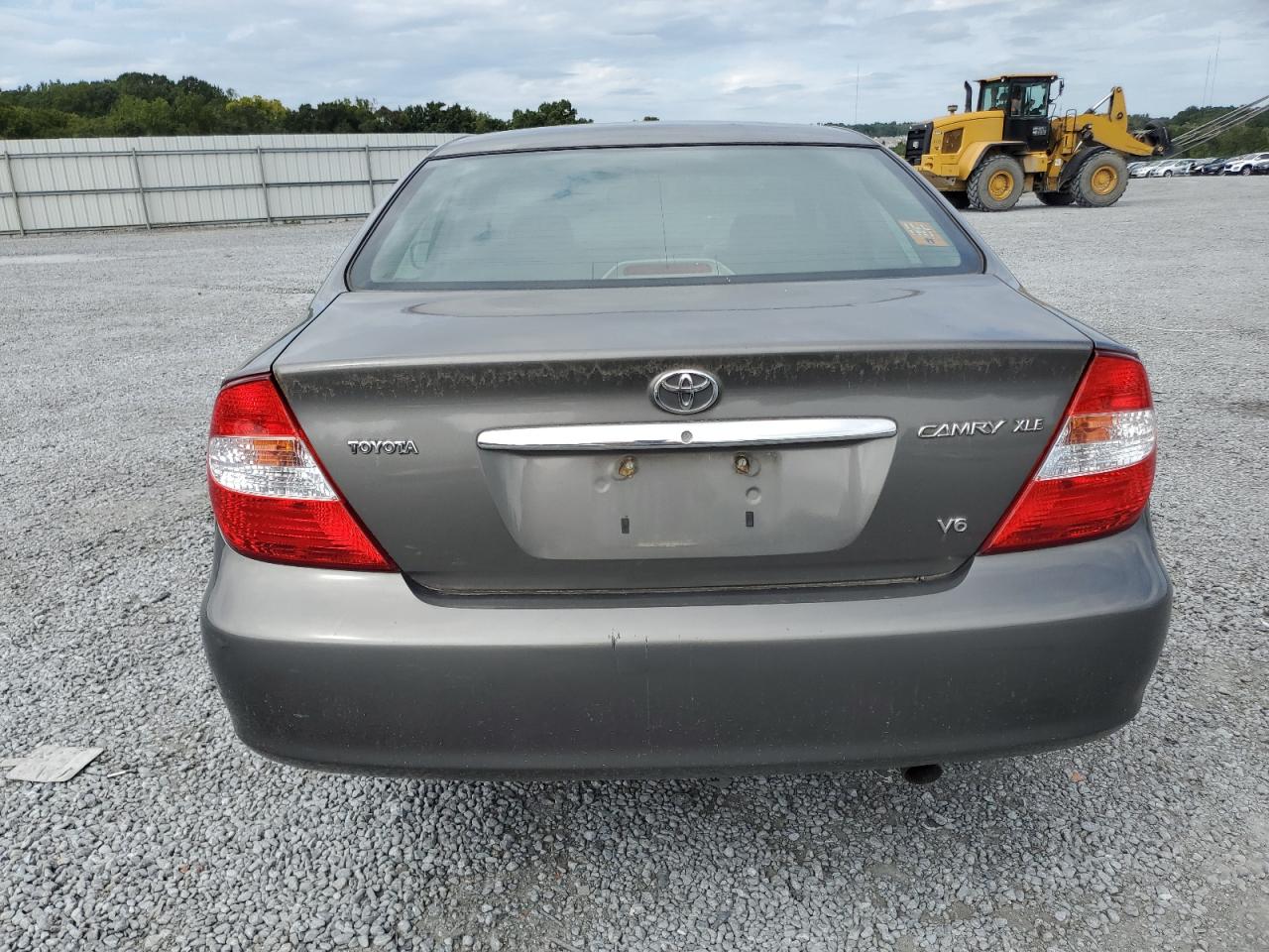 2003 Toyota Camry Le VIN: 4T1BF30K43U558727 Lot: 70003464