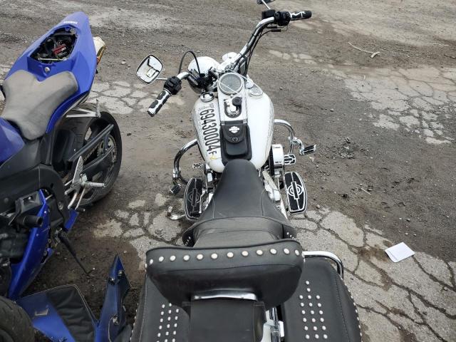 2004 HARLEY-DAVIDSON FLSTC 