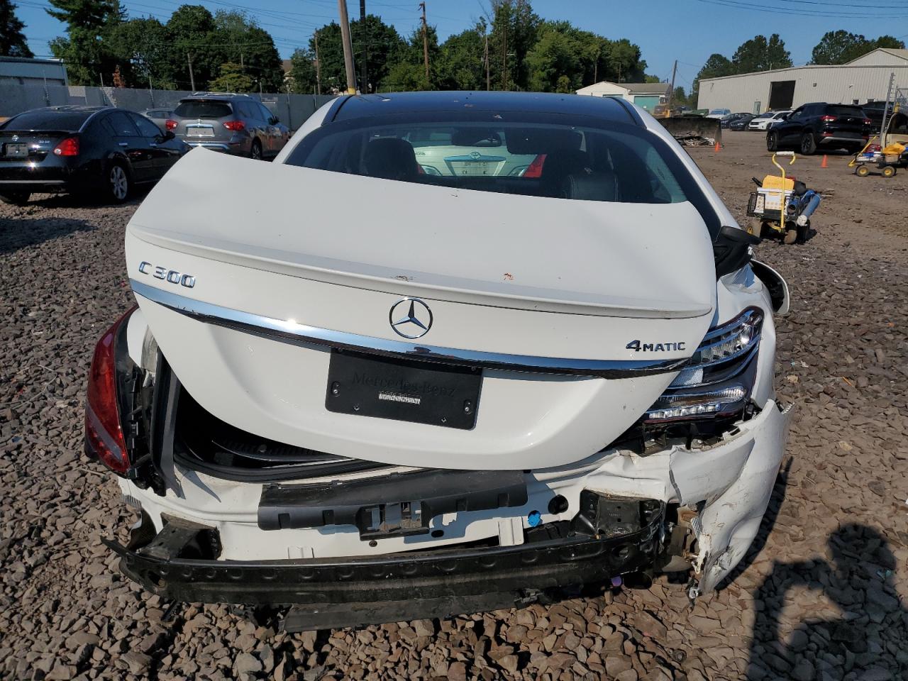 2016 Mercedes-Benz C 300 4Matic VIN: 55SWF4KB4GU138942 Lot: 69537394