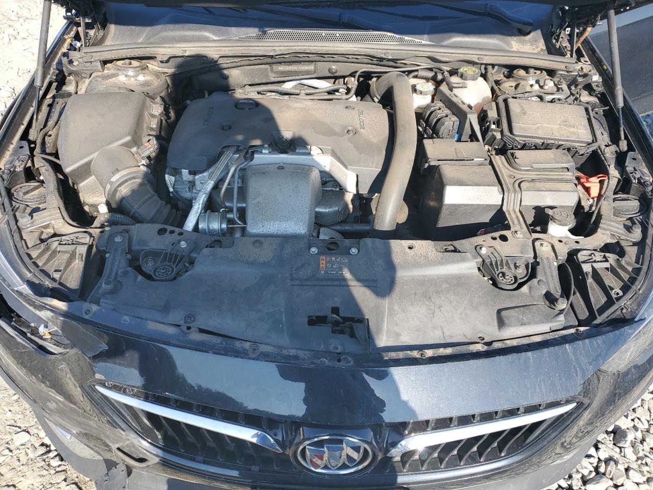 2018 Buick Regal Tourx Preferred VIN: W04GU8SX9J1068637 Lot: 70712854