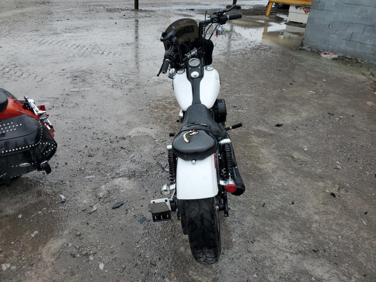 2016 Harley-Davidson Fxdb Dyna Street Bob VIN: 1HD1GXM10GC303072 Lot: 73501074