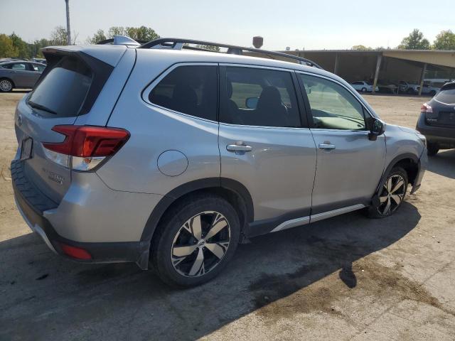  SUBARU FORESTER 2020 Сріблястий