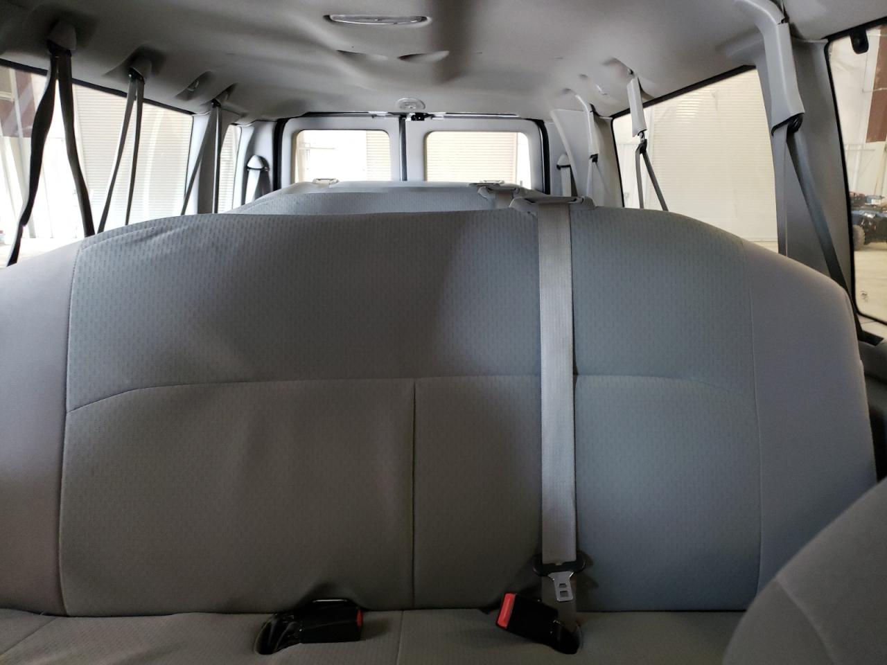 2010 Ford Econoline - Image 10