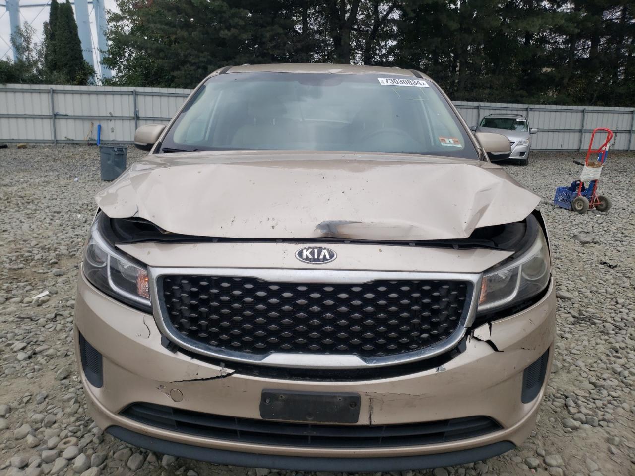 KNDMB5C14F6040360 2015 Kia Sedona Lx